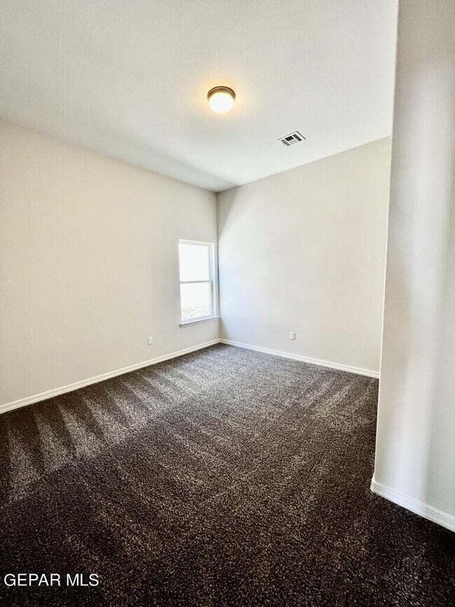 Building Photo - 13652 Glen Vista Ln