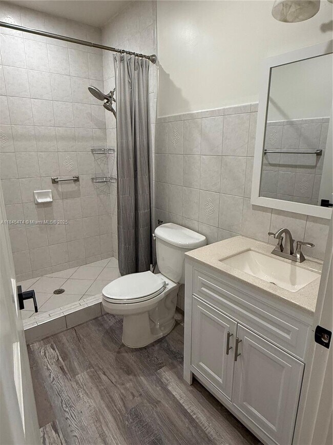 Building Photo - 12030 SW 92nd St