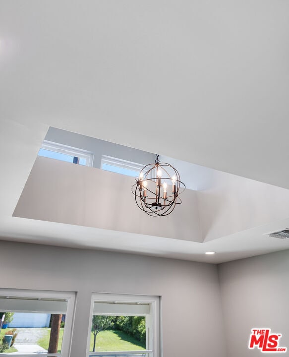 Building Photo - 4963 N Clybourn Ave