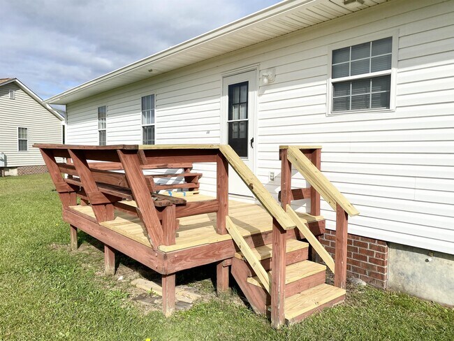 Building Photo - 229 Olive Branch Blvd