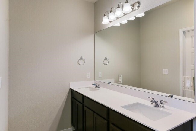 Building Photo - 11617 American Mustang Lp