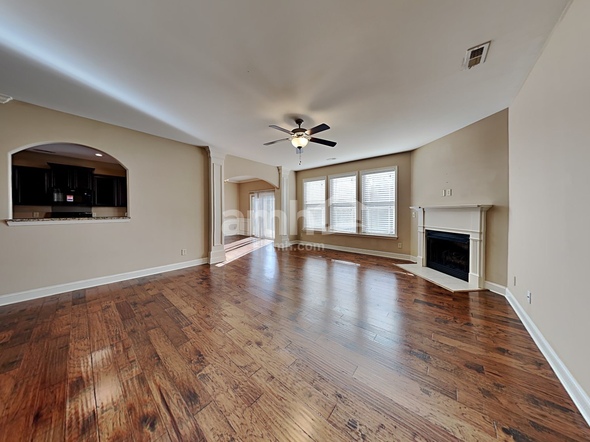 Building Photo - 259 Applehill Way