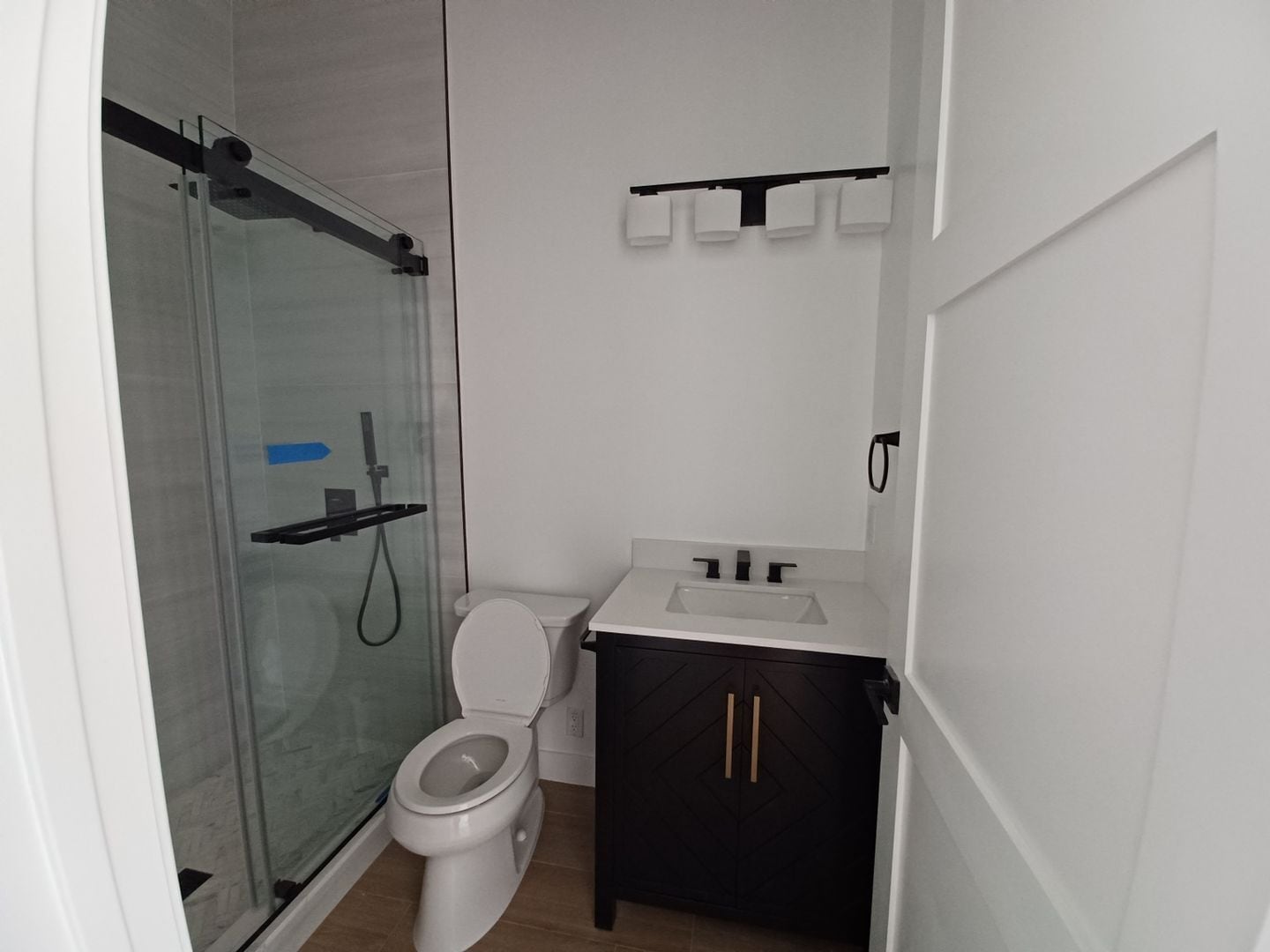 Building Photo - 319 E Ramona St