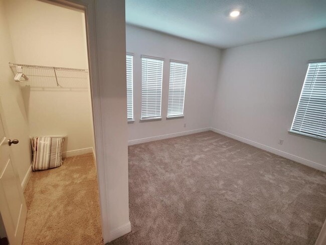 Building Photo - 7703 Nemours Pkwy