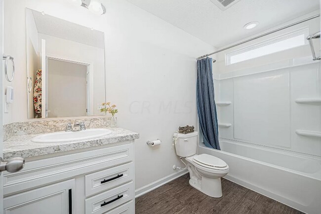 Building Photo - 304 Gray Fox Ct