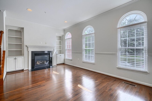 Building Photo - 239 Anvil Way