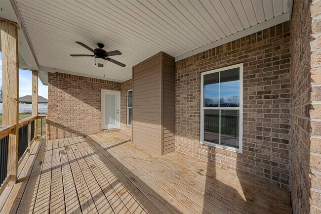 Building Photo - 457 Adalynn Cir