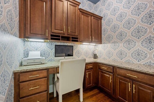 Building Photo - 12603 Itaska Walk