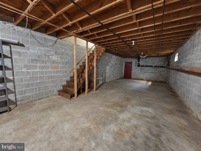 Building Photo - 130 Eachus Ave