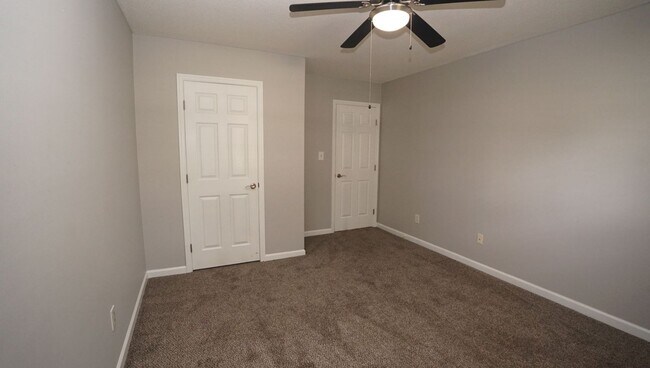 Building Photo - 103 Eastgate Dr