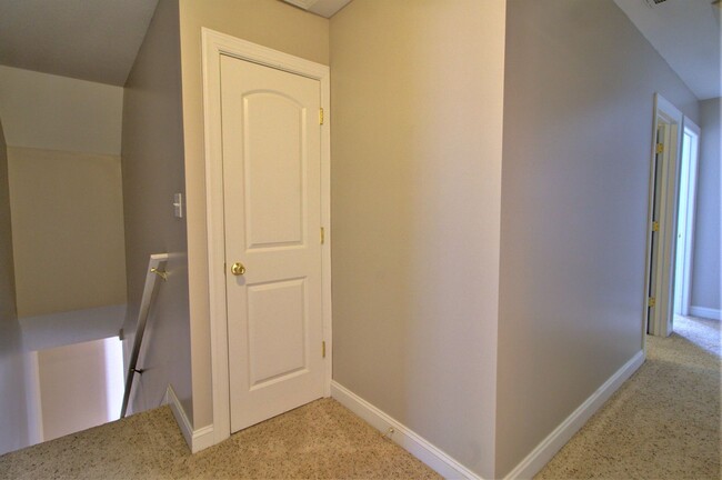 Building Photo - Beautiful 4 Bedroom Home in Sneads Ferry w...
