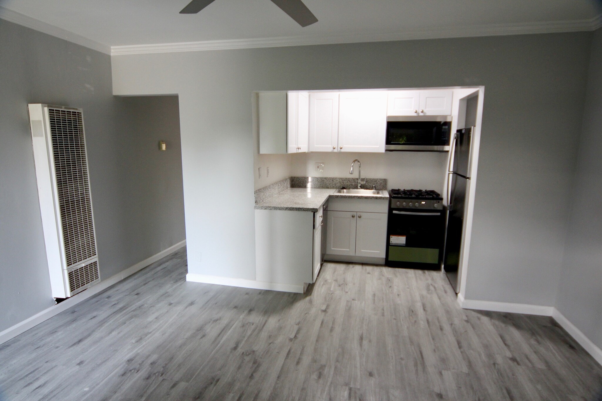 walk up kitchen - 10054 Culver Blvd