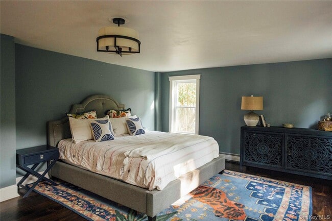 Building Photo - 2 Locust St