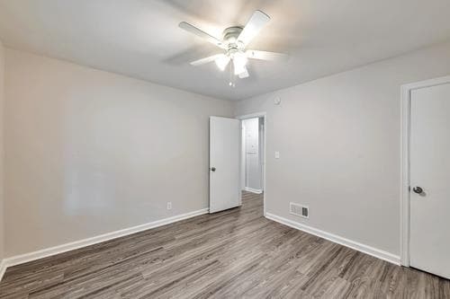 Building Photo - 551 Wimbledon Rd NE