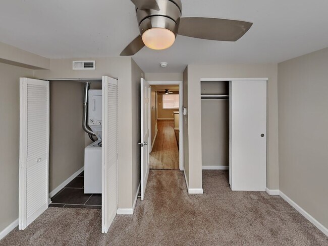 Building Photo - Lantern Square Apartments-A3