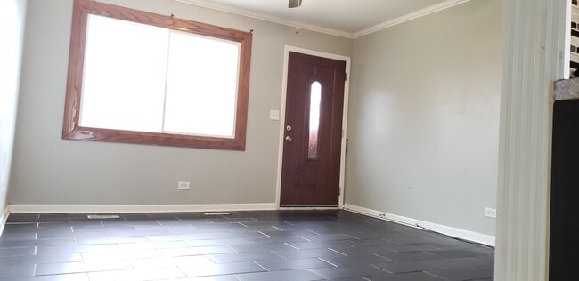 Building Photo - 239 Malibu Dr