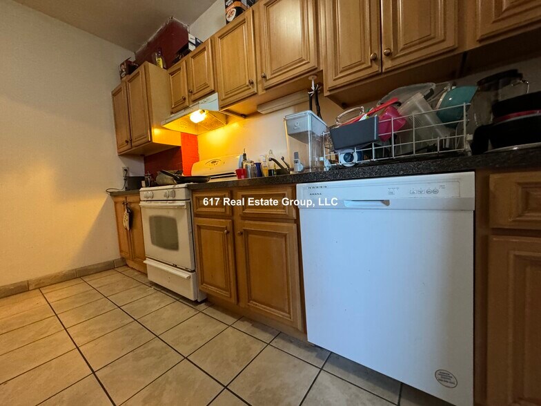 Building Photo - 41 Egremont Rd