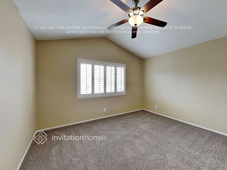 Building Photo - 892 Pathfinder Way