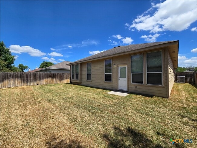 Building Photo - 345 Placid Meadow