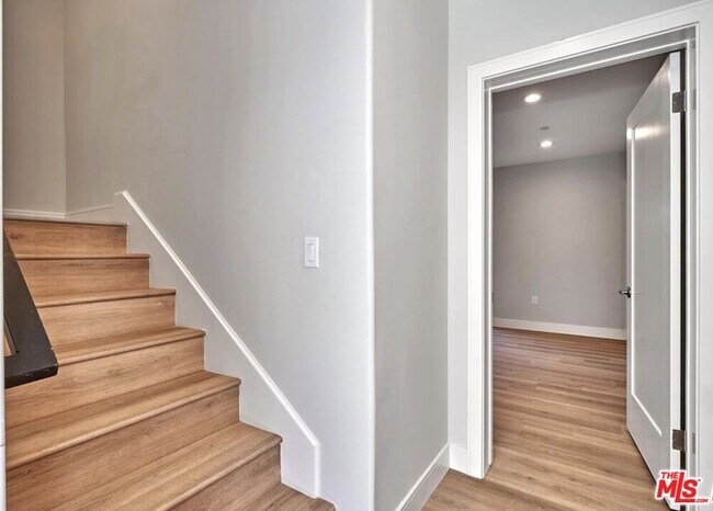 Building Photo - 4507 Lomita St