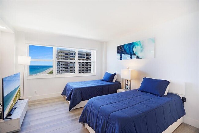 Building Photo - 5100 N Ocean Blvd