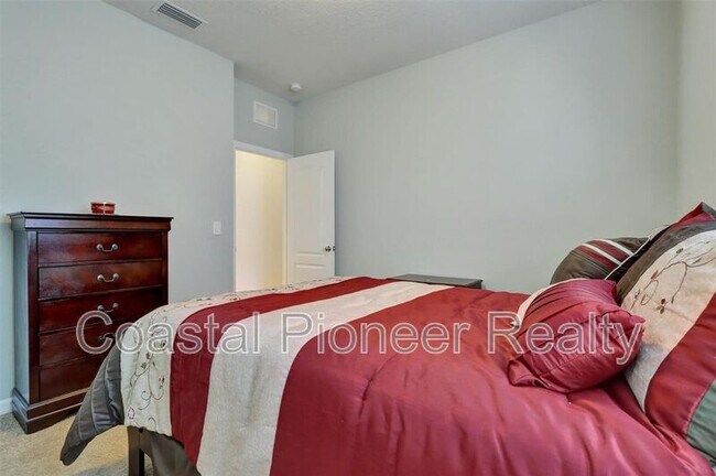 Building Photo - 16321 Treasure Point Dr