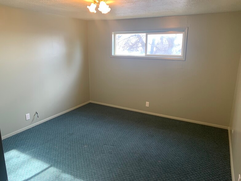 main bedroom - 296 E 4th S