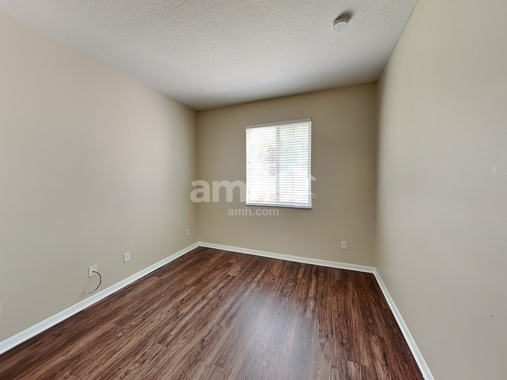 Building Photo - 517 Vicks Landing Dr
