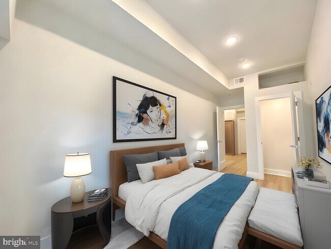 Building Photo - 2216 Walnut St