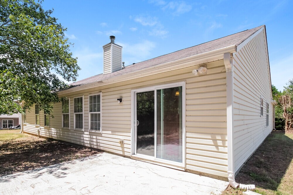 Building Photo - 1735 Campbell Ives Dr SE