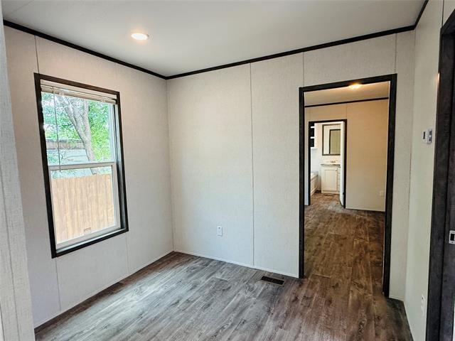 Building Photo - 3005 Elmwood Dr