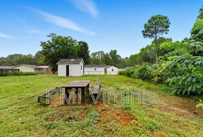 Building Photo - 2226 Florida Ave