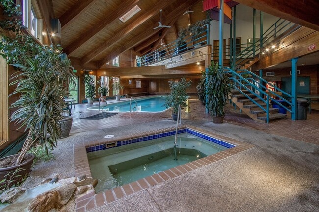 Building Photo - Timber Ridge Condo - 2 Bedroom/2 Bathrooms...