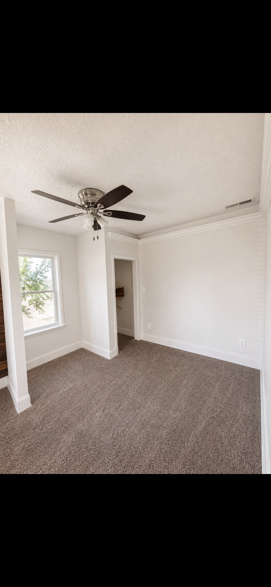 Building Photo - 2029 Dowd Ave