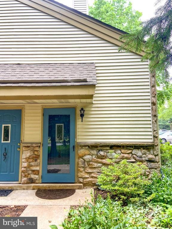 Building Photo - 108 Foxmeadow Dr