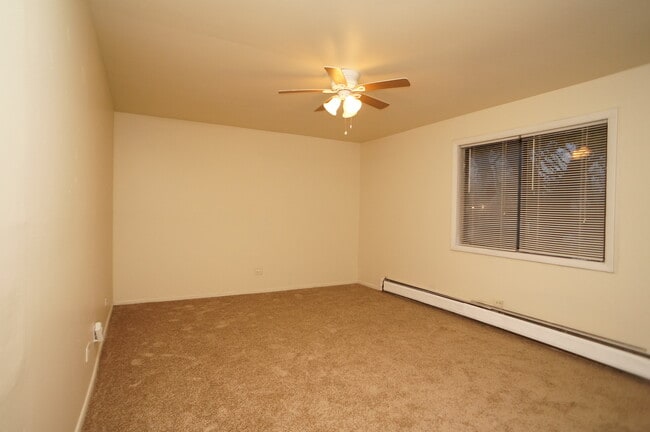 Building Photo - 1101 Florence Ave