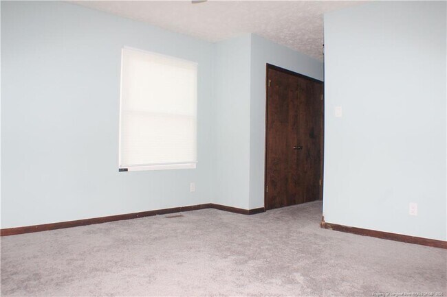 Building Photo - 6398 Hawfield Dr