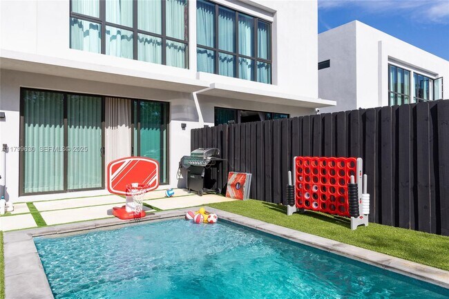 Primary Photo - 416 NW 52nd St