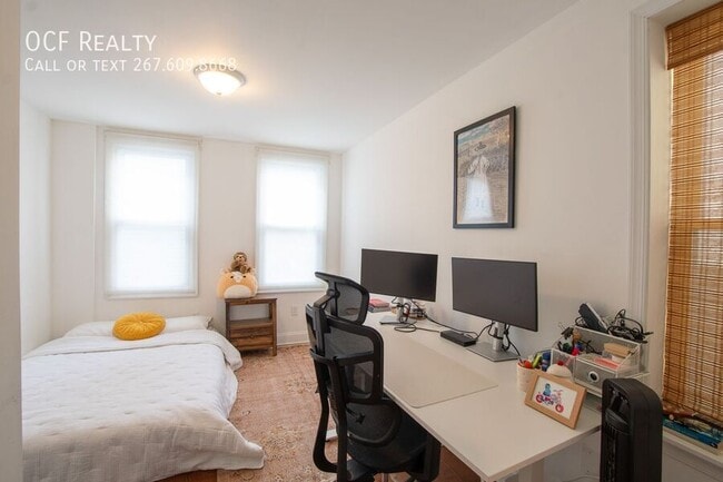 Building Photo - 1230 S 24th St