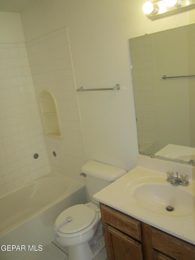 Building Photo - 11804 Kings Arms Ct