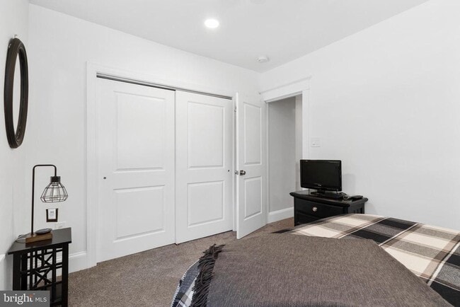 Building Photo - 528 Lower E Valley Forge Rd