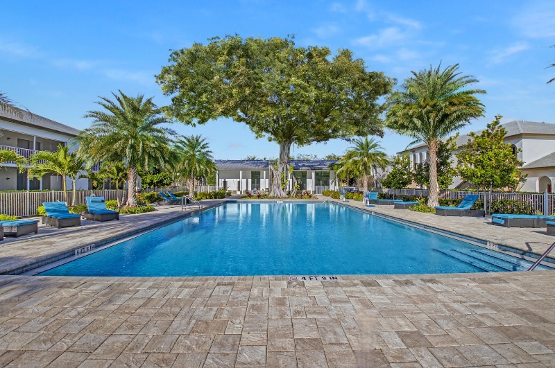 Building Photo - 350 W Hidden Valley Blvd