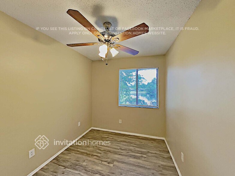 Building Photo - 951 Waverly Dr