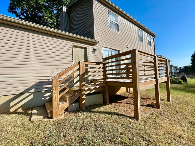 Building Photo - Lovely Home for rent in West Knoxville!