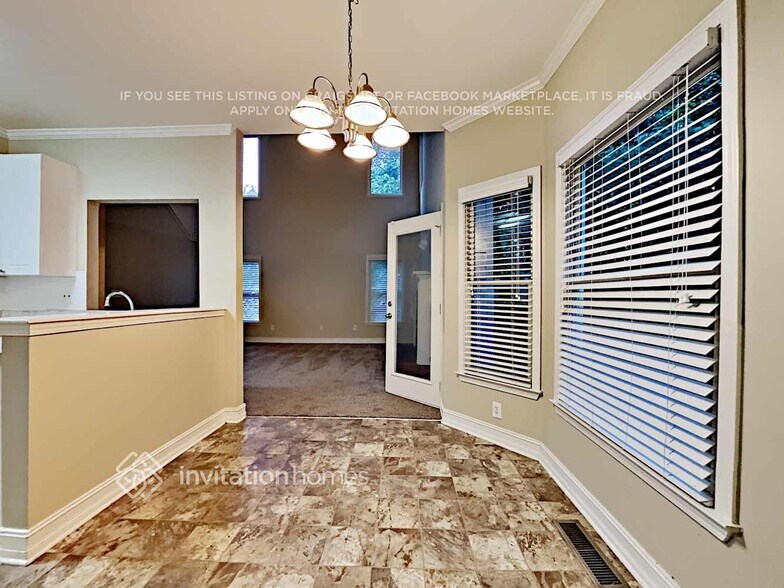 Building Photo - 4559 Silver Peak Pkwy