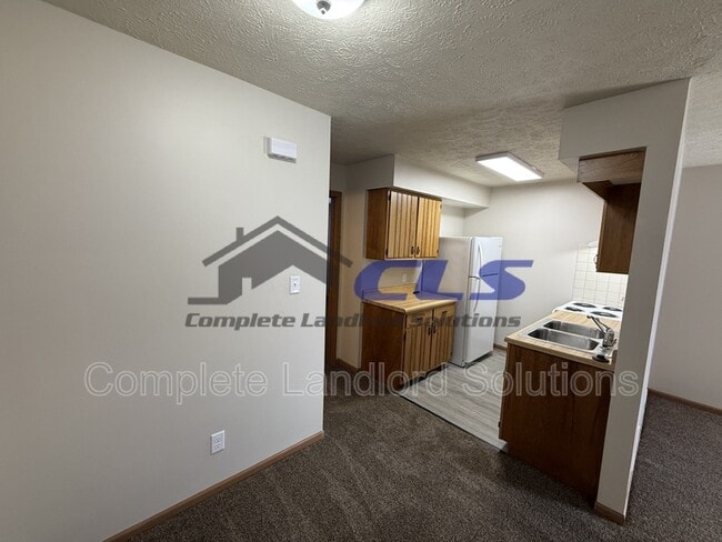 Building Photo - 1724 E Morgan Dr