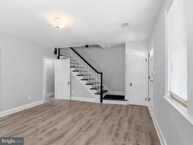 Building Photo - 5112 Crosswood Ave