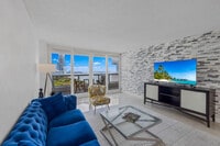 Building Photo - 1717 N Bayshore Dr