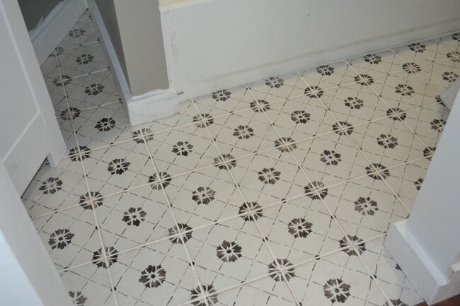 Building Photo - 20 Mcreynolds St