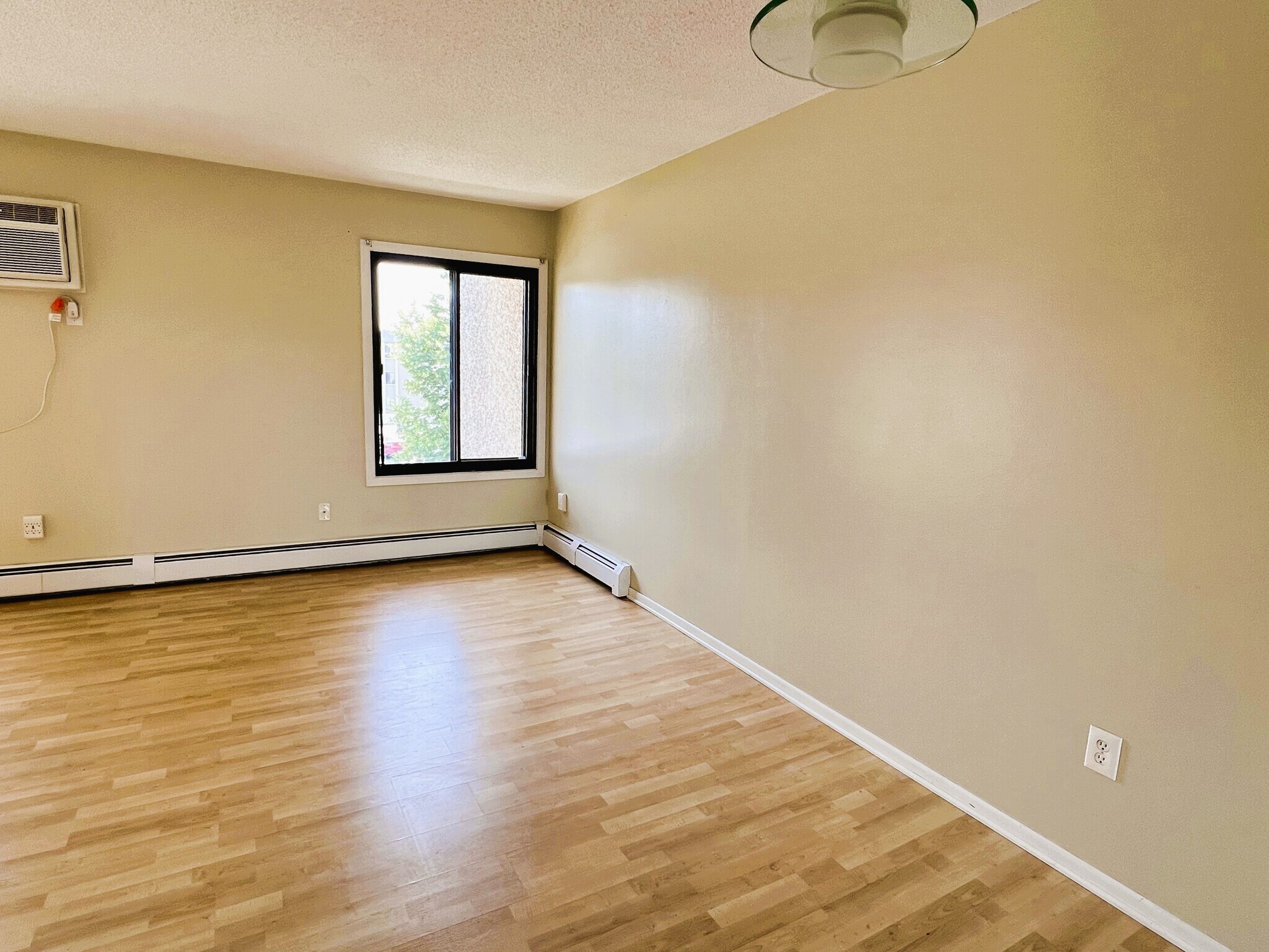 Building Photo - 4110 Rahn Rd